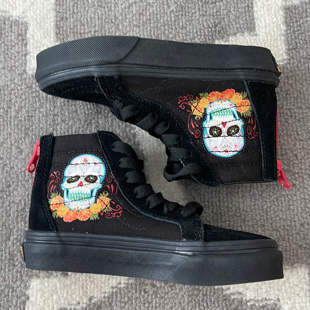 Vans 10.5 NWOT Dia de Los Muertos High Tops
